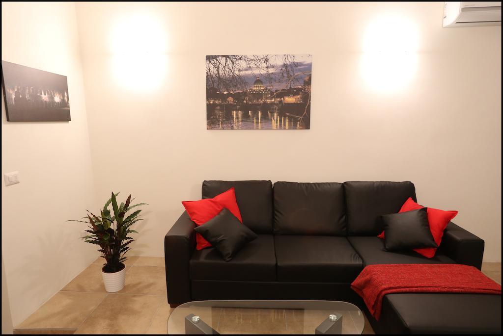 Apartment In Selci